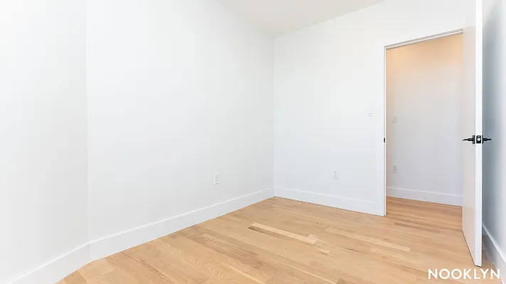 Rented by Nooklyn NYC LLC | media 10