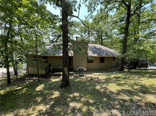 586 Camelot Dr, Camdenton, MO 65020