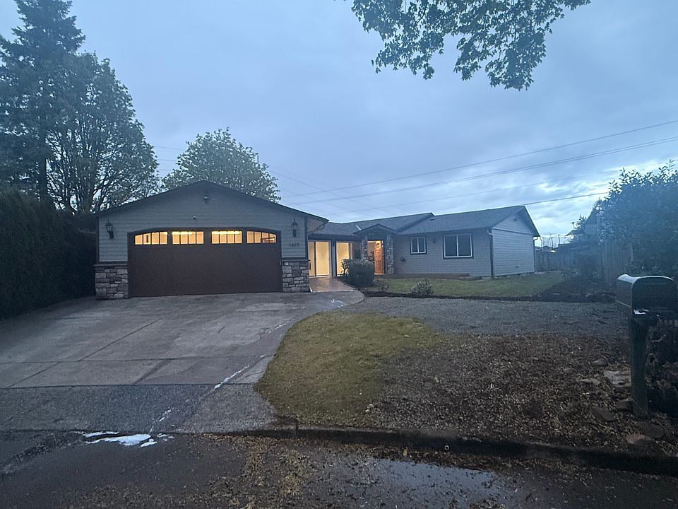 1st image of 1619 NE 129th Ave