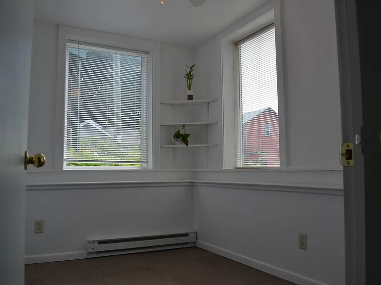 418 S 5th St #2 — Photo 11
