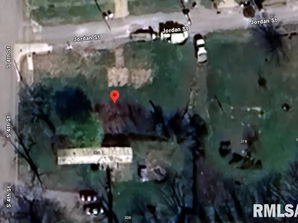 300 S 4th St, Mount Vernon, IL 62864