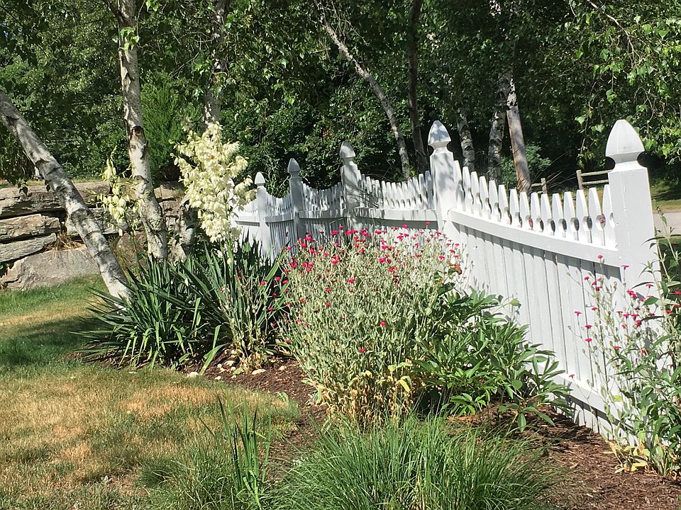 Perennial flower gardens