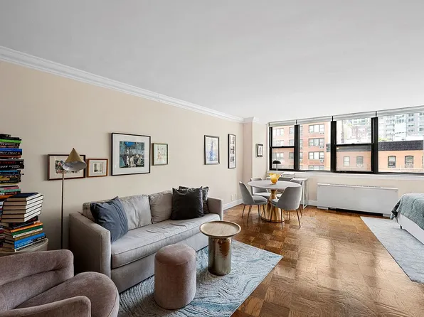 225 E 36th St APT 6G, Manhattan, NY 10016