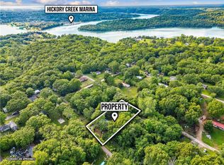 16736 Carefree Ln, Lowell, AR 72745