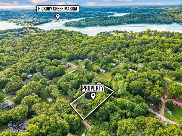 16736 Carefree Ln, Lowell, AR 72745