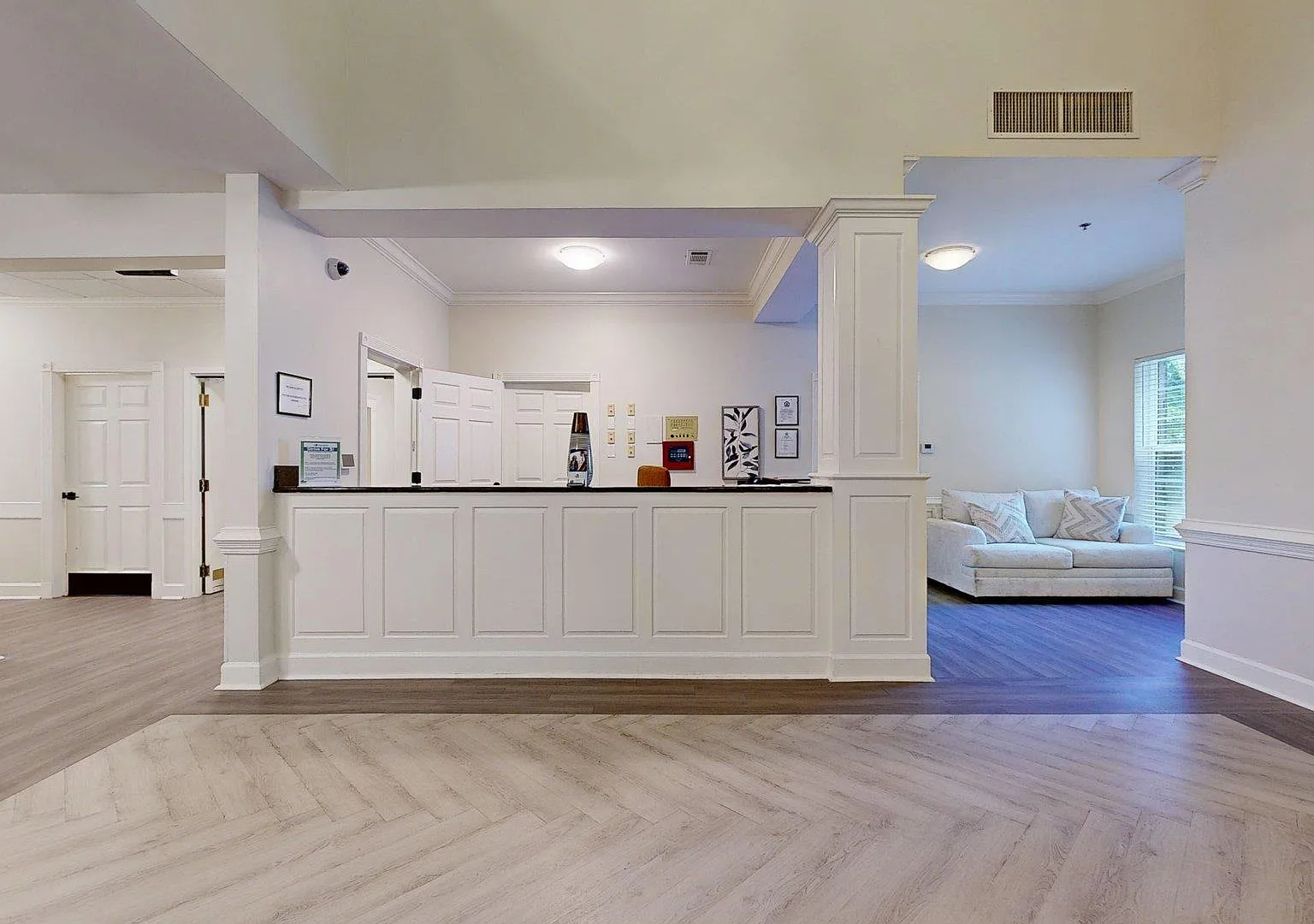 Buckhead Flats — Photo 3