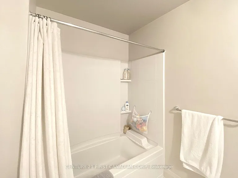 1040 Coronation Dr #71 — Photo 21