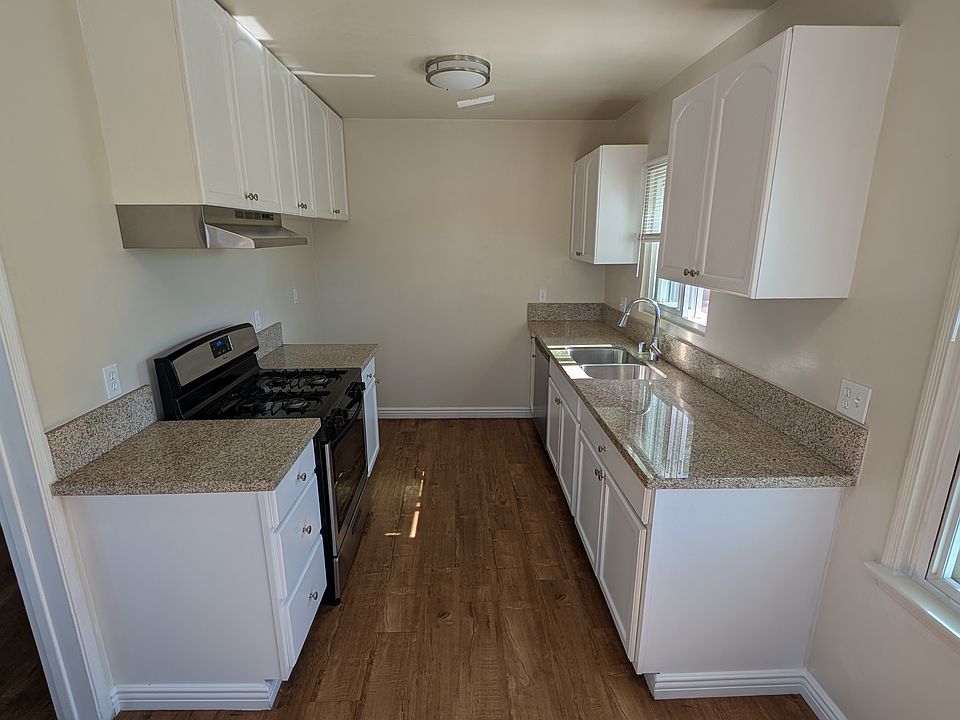 Large kitchen