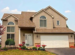 7240 Twin Lakes Rd, Perrysburg, OH 43551