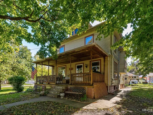 208 Chicago Rd, Newark, IL 60541