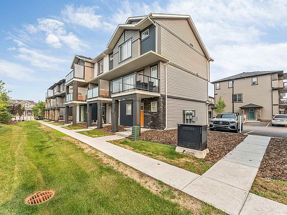2nd image of 1530 Tamarack Blvd NW #25