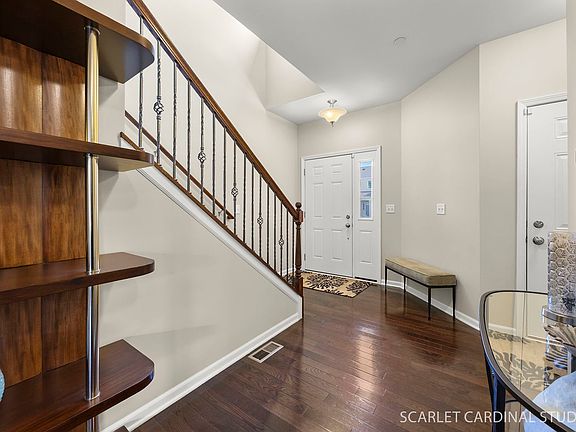 4th image of 2996 Henley Ln