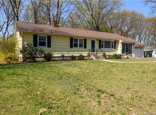 43 Coventry Cir, North Haven, CT 06473