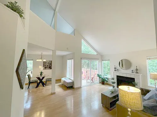 5306 Borneo Cir Photo 1