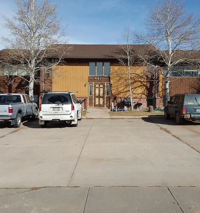 4421 Crow Dr