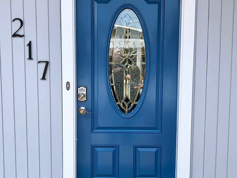 217 Santa Cruz Ave — Photo 4