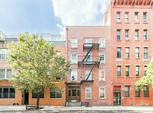 15 Cornelia St, Brooklyn, NY 11221