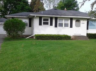 8395 Cottonwood Dr, Jenison, MI 49428
