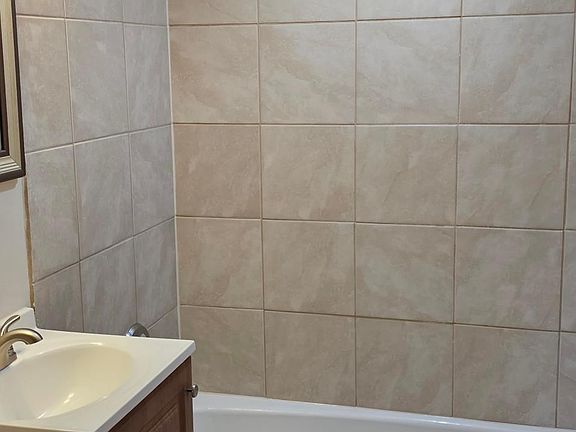 3rd image of 753 Grand Ave #5