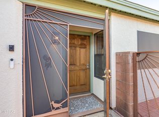 188 E Camino De Diana, Green Valley, AZ 85614