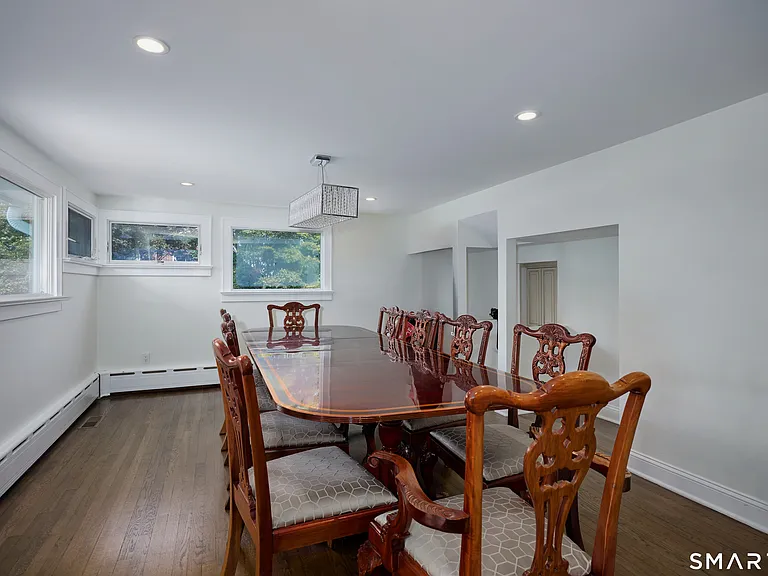 1374 Huntington Tpke — Photo 5