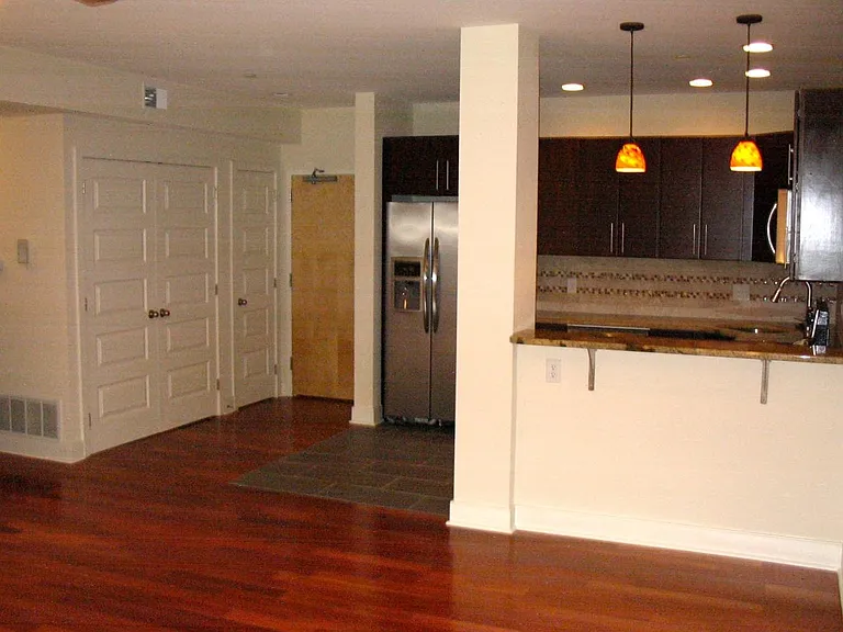 625 S 6th St #B — Photo 3