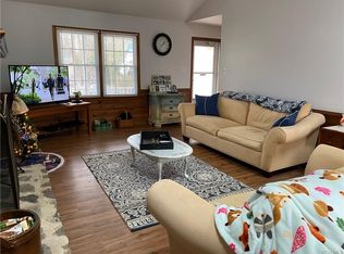 9524 Ladue Rd, North Chesterfield, VA 23237