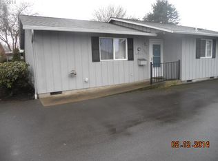 1002 W L St, Springfield, OR 97477