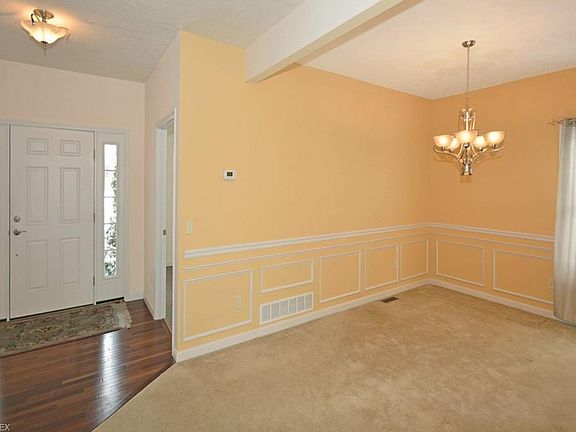 5th image of 3342 Gated Ct