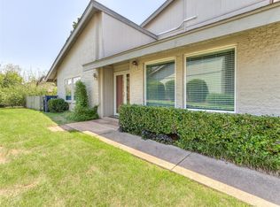 9806 Hefner Village Pl, Oklahoma City, OK 73162
