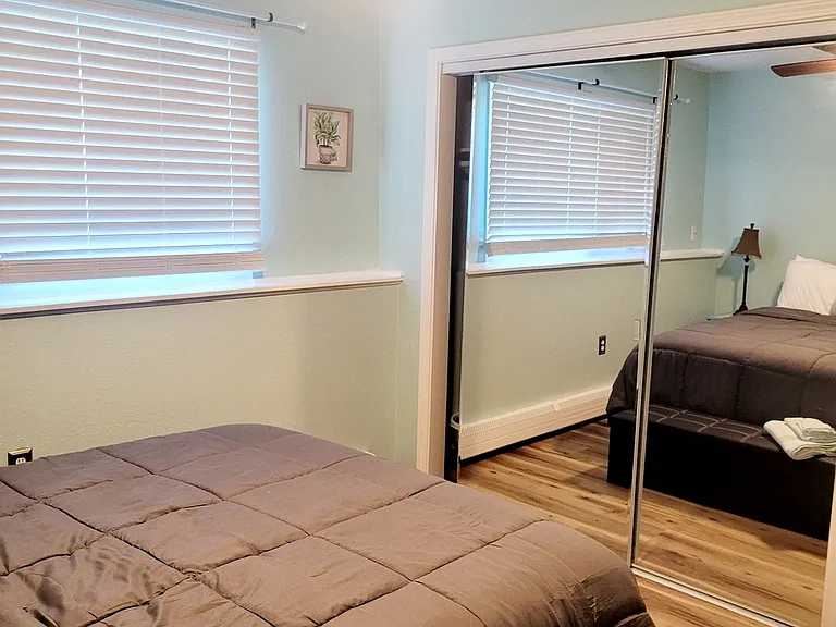 4009 San Roberto Ave #6 — Photo 12