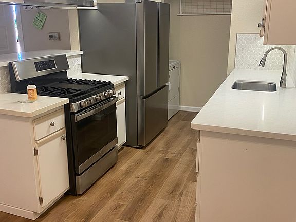 5th image of 8201 Camino Colegio Dr #82