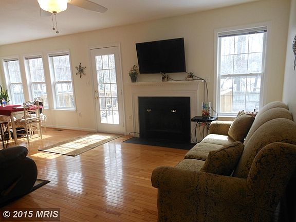 3rd image of 11815 Woodland View Dr
