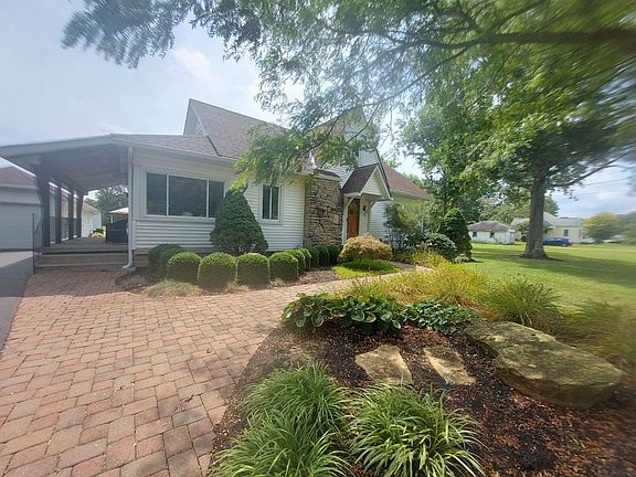 2nd image of 13270 Sunset Dr
