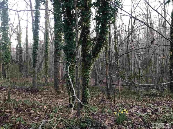 809 Cliftwood Dr, Siler City, NC 27344