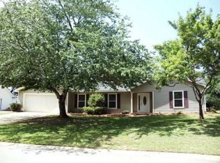 329 Gilchrist Dr, Warner Robins, GA 31093