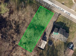 6 Franklin Ave, Vinton, VA 24179