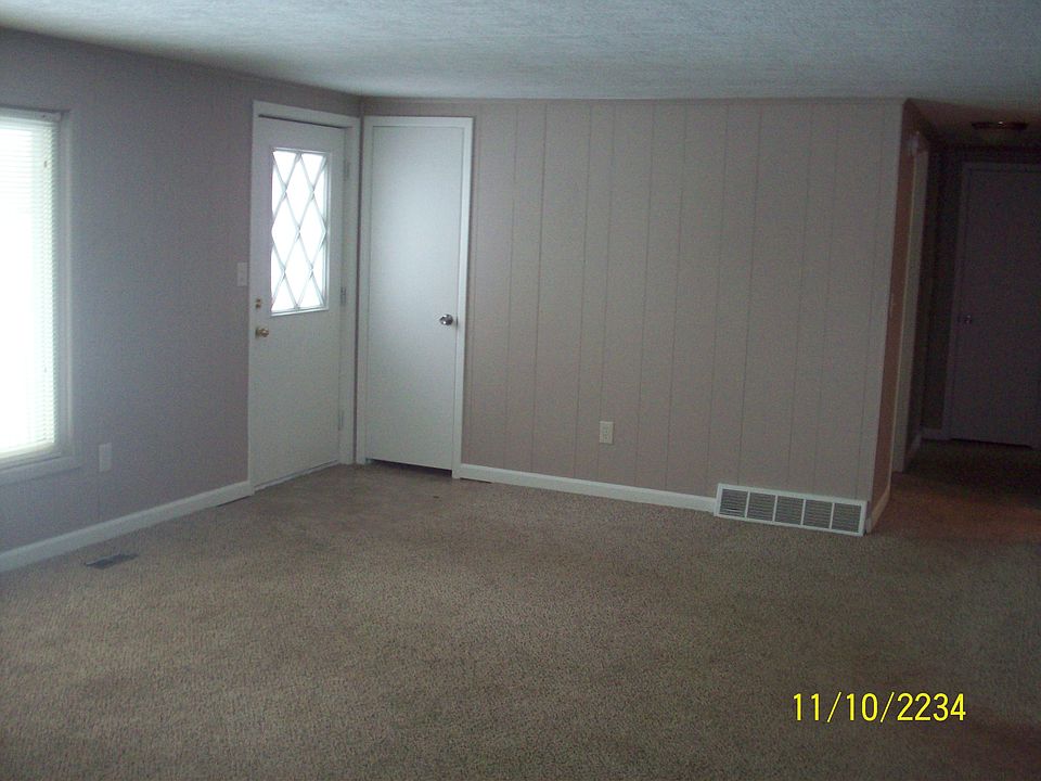 1st image of 106 Pioneer Ave