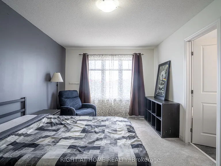 712 Brian Good Ave — Photo 17