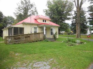 208 S Reynolds St, Damascus, VA 24236
