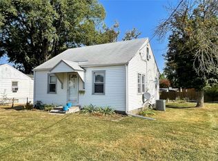 4027 70th St, Urbandale, IA 50322