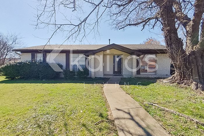 1st image of 350 E Davis Cir