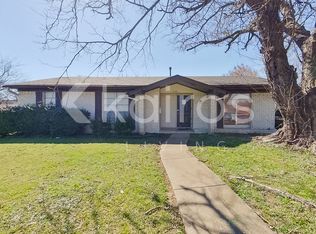 350 E Davis Cir, Duncanville, TX 75116