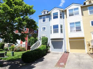 2579 NW 1st Dr, Gresham, OR 97030