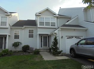32 Tuthill Ct, Sayreville, NJ 08872