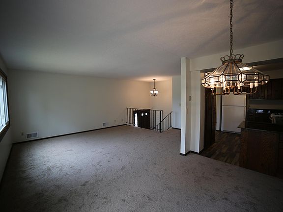 4th image of 1311 140th St W