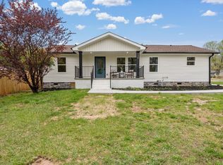 924 McAbee Rd, Spartanburg, SC 29306