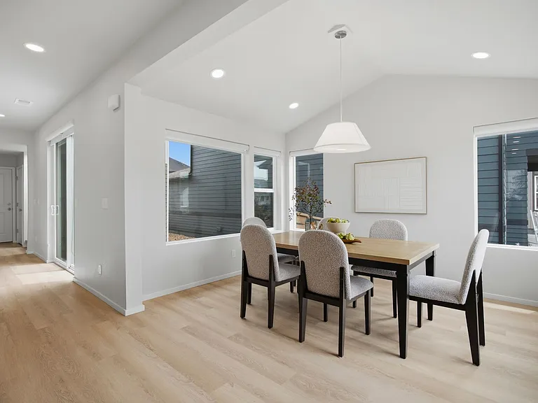 5230 Rendezvous Pkwy — Photo 17