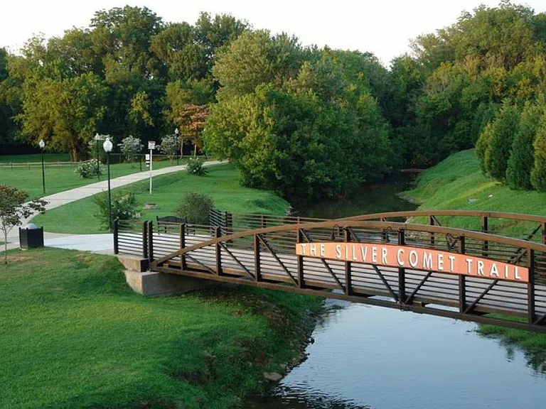 Silver Comet Trail (Walking/Biking)