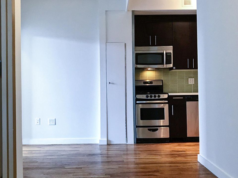 1st image of 184 Noll St APT 04A